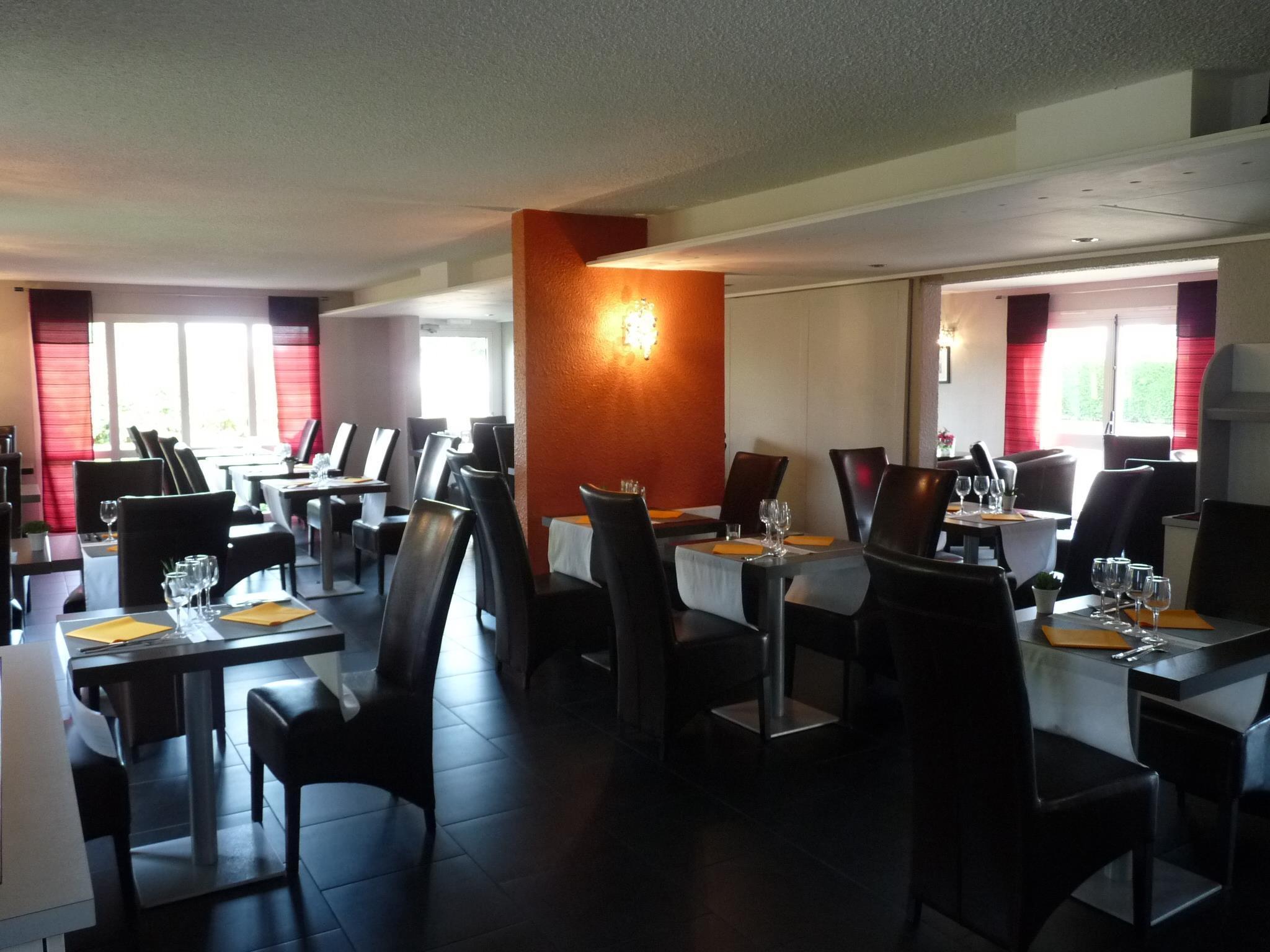 Hotel Kyriad Dieppe Сент-Обен-Сюр-Си Ресторан фото